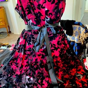 Beautiful Red and Black Cocktail Dress